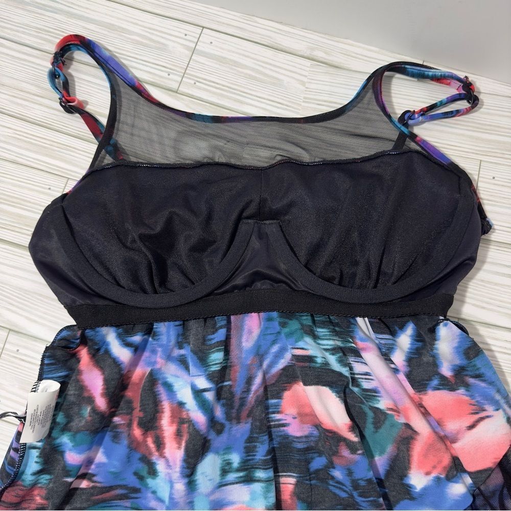 Miraclesuit Multi Color Mesh Crossover Slimming I… - image 7